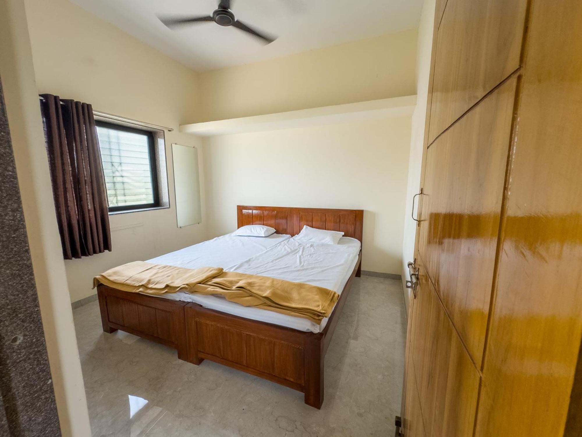 Punekar Bhavan Akalkot ห้อง รูปภาพ